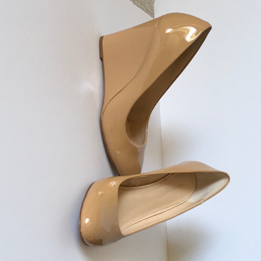Banana Republic wedge shoes 3.5 inches high